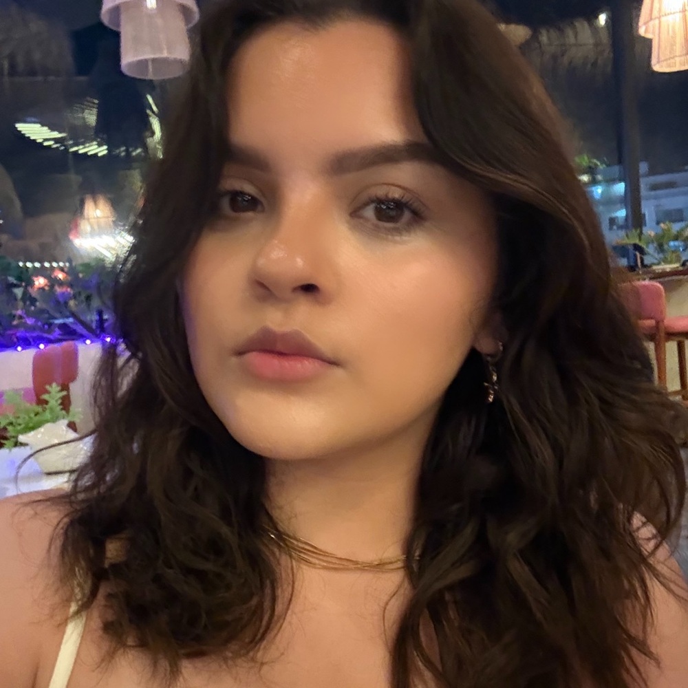 Meet your Posher, Denisse